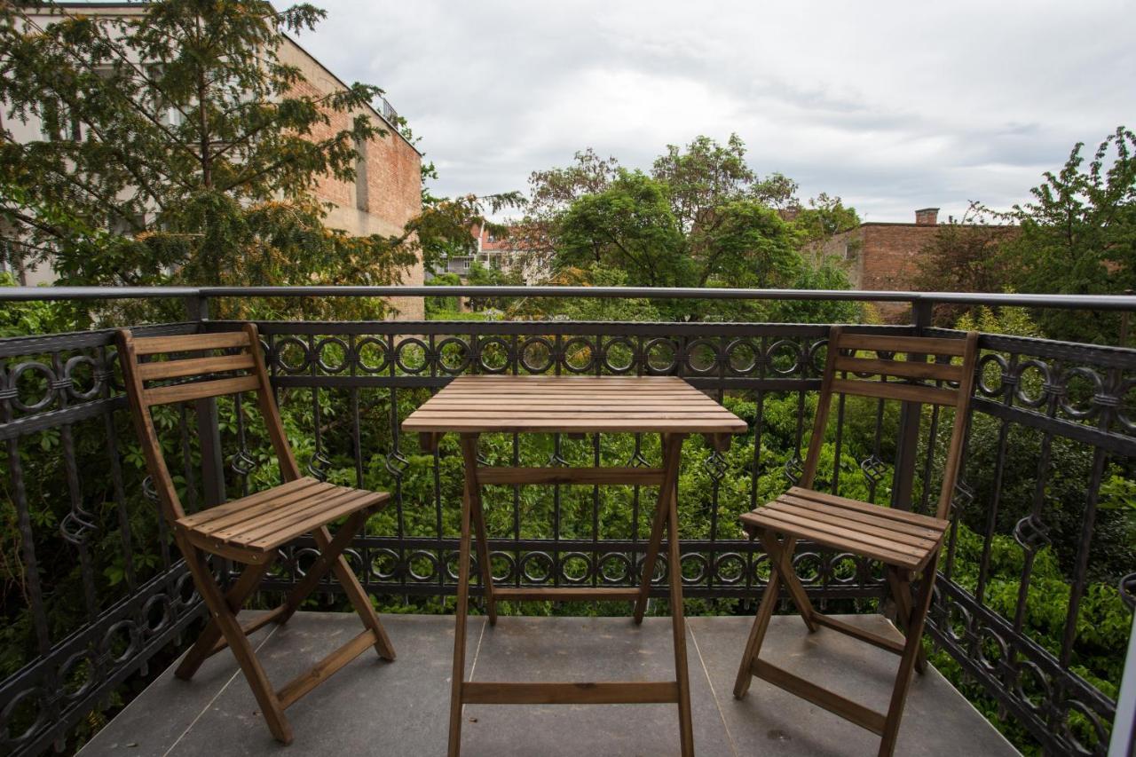 Elenas Rooms & Apartment Zagreb Bagian luar foto