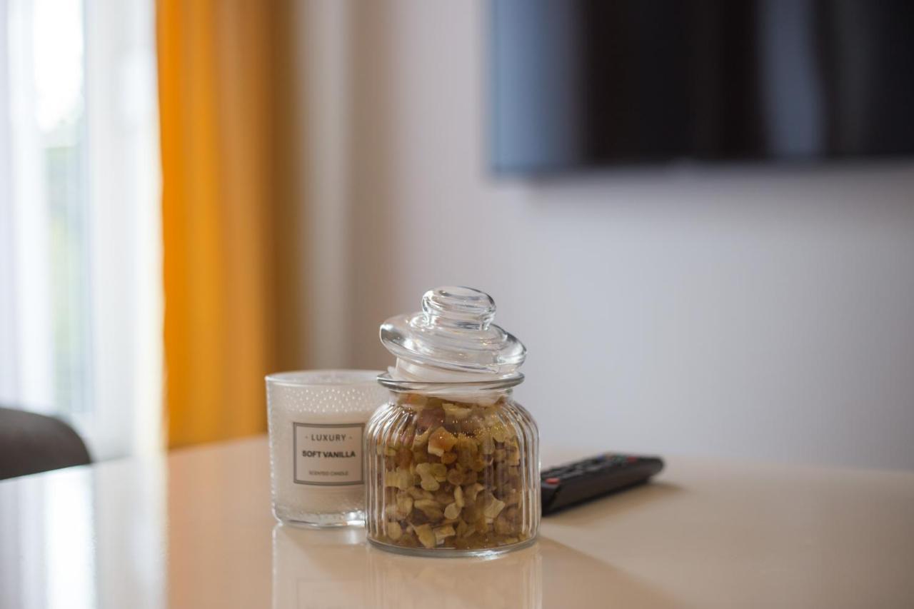 Elenas Rooms & Apartment Zagreb Bagian luar foto